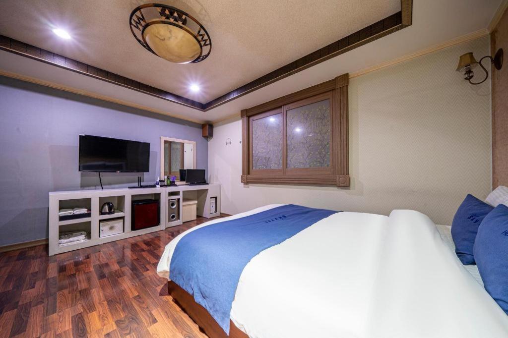 Sky Hotel צ'אנגוון מראה חיצוני תמונה