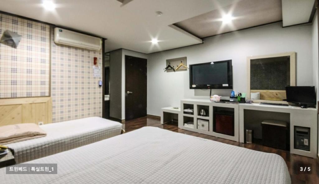 Sky Hotel צ'אנגוון מראה חיצוני תמונה