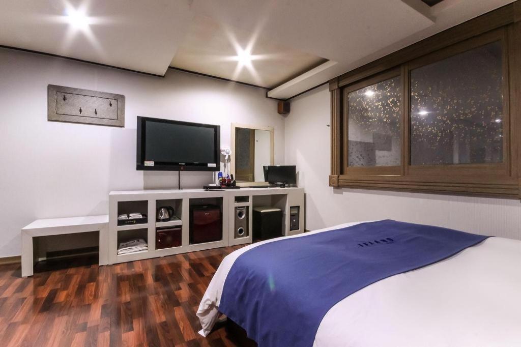 Sky Hotel צ'אנגוון מראה חיצוני תמונה