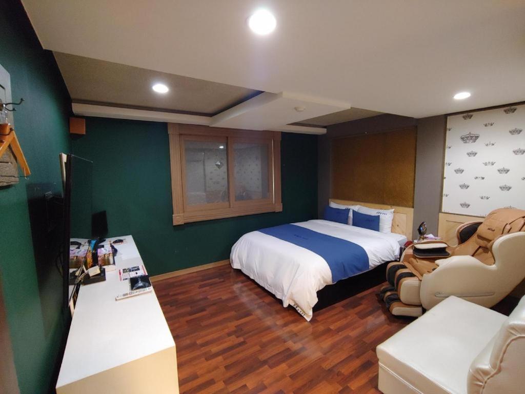 Sky Hotel צ'אנגוון מראה חיצוני תמונה