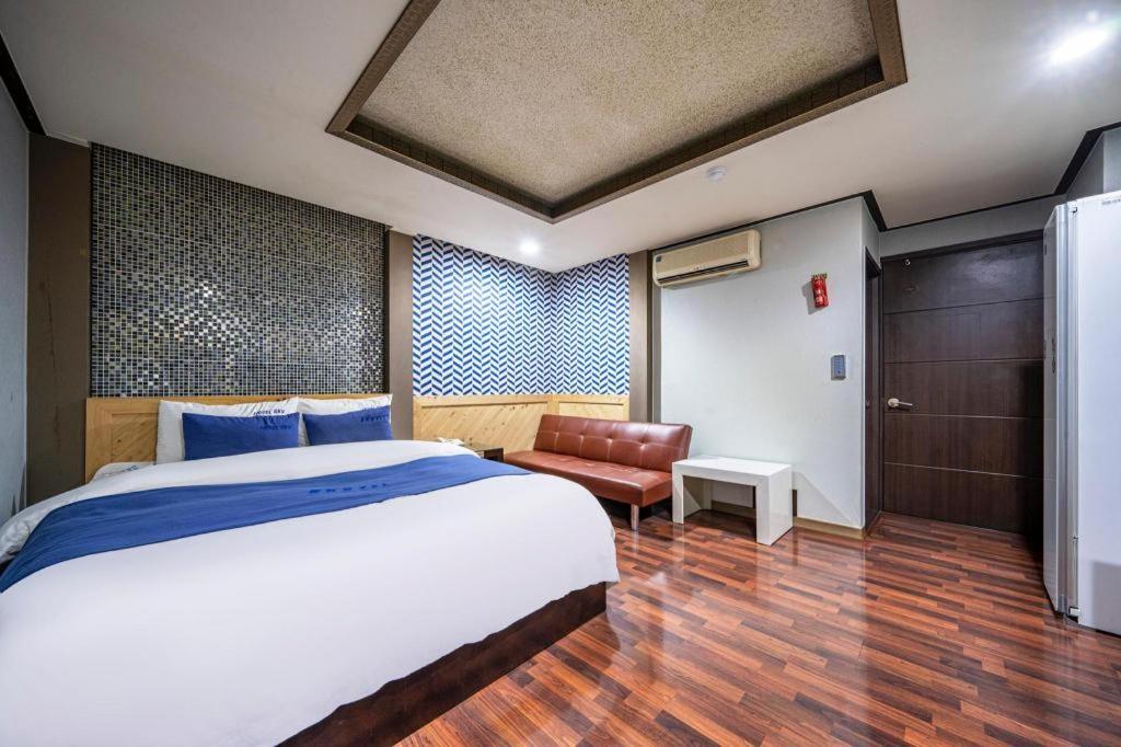 Sky Hotel צ'אנגוון מראה חיצוני תמונה